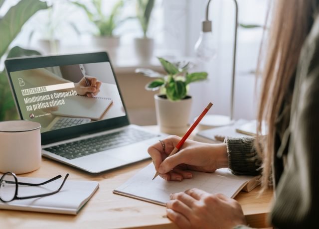 Formação Mindfulness e Compaixão na Prática Clínica